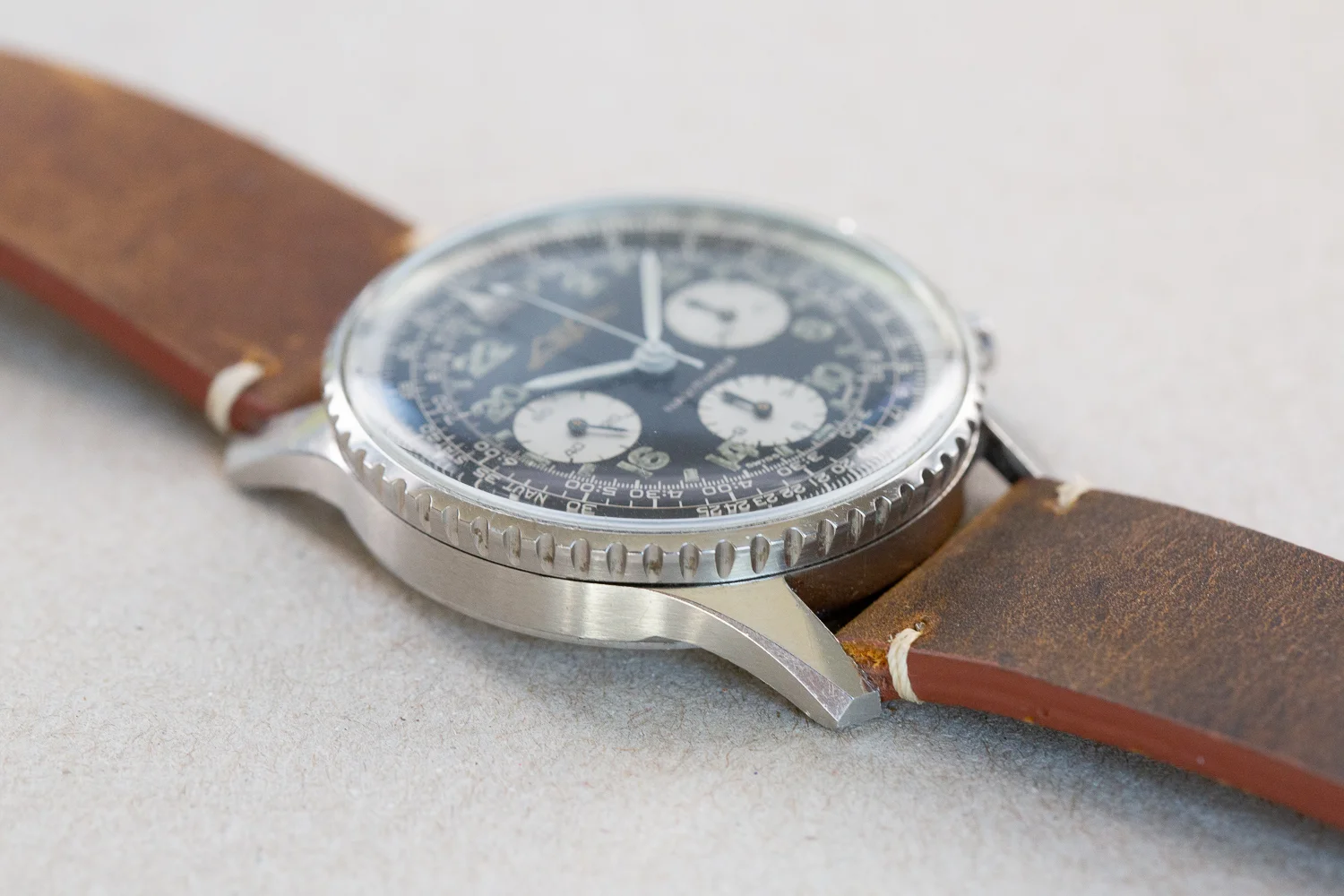 Breitling_Navitimer_AOPA_Gold_Logo_24_Hour_1965_6.jpg
