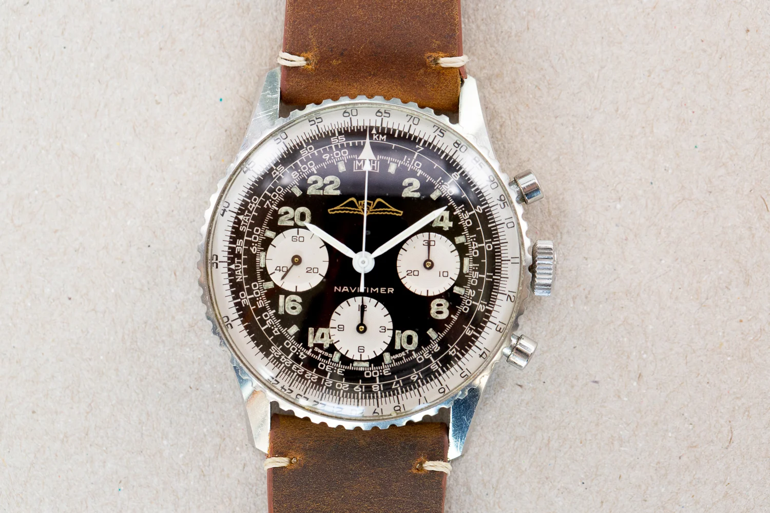 Breitling_Navitimer_AOPA_Gold_Logo_24_Hour_1965_13.jpg