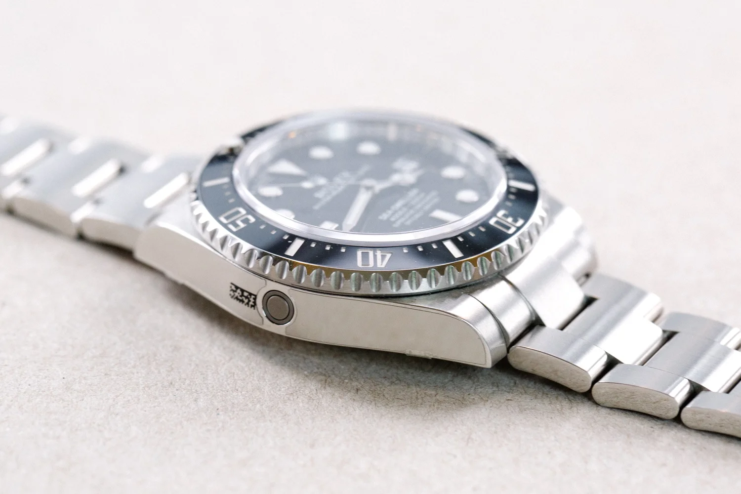 Rolex_SeaDweller_116600_Ceramic_New_Full_Set_6.jpg