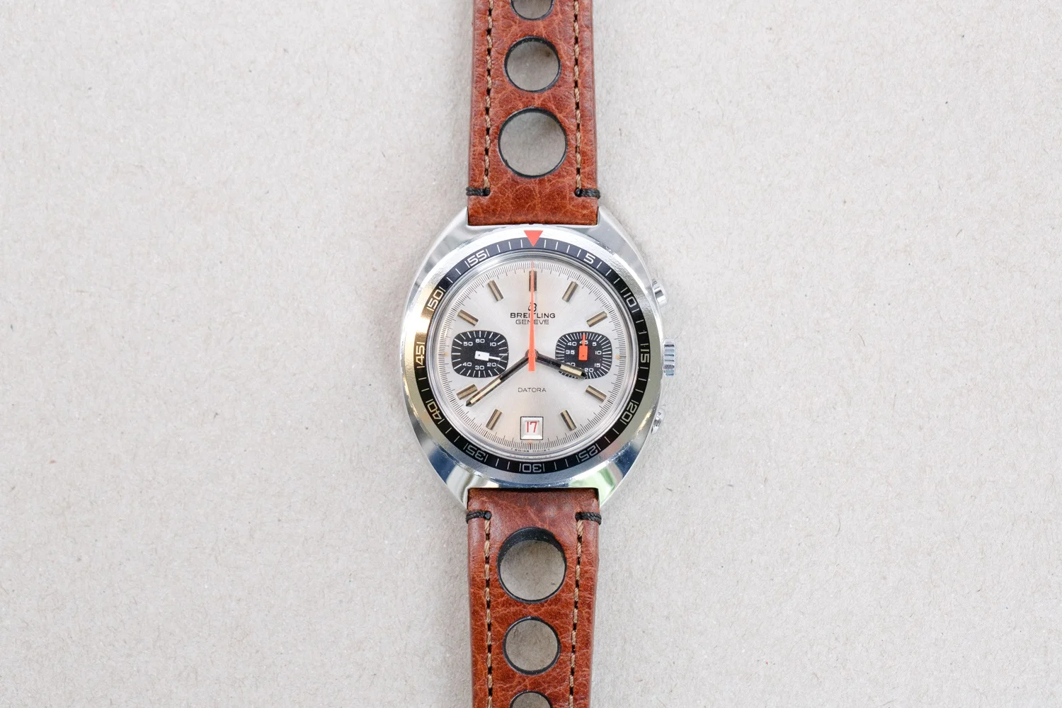 Breitling_Datora_2034_Panda_NOS_1.jpg