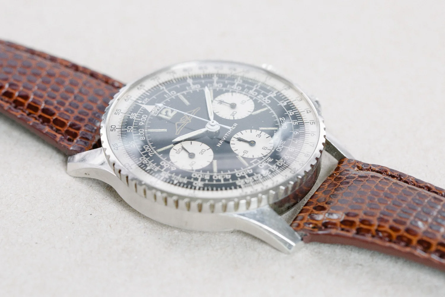 Breitling_806_Navitimer_AOPA_Gold_Printed_6465_5.jpg