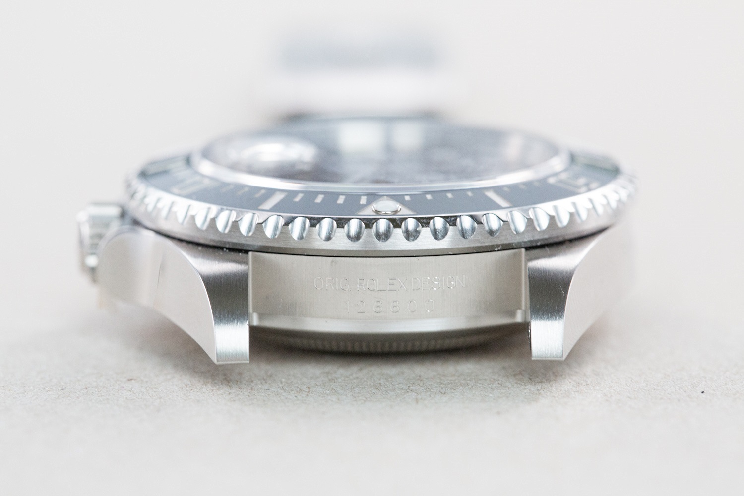 Rolex_126600_Sea-dweller_Red_Box_Papers_2018_12.jpg
