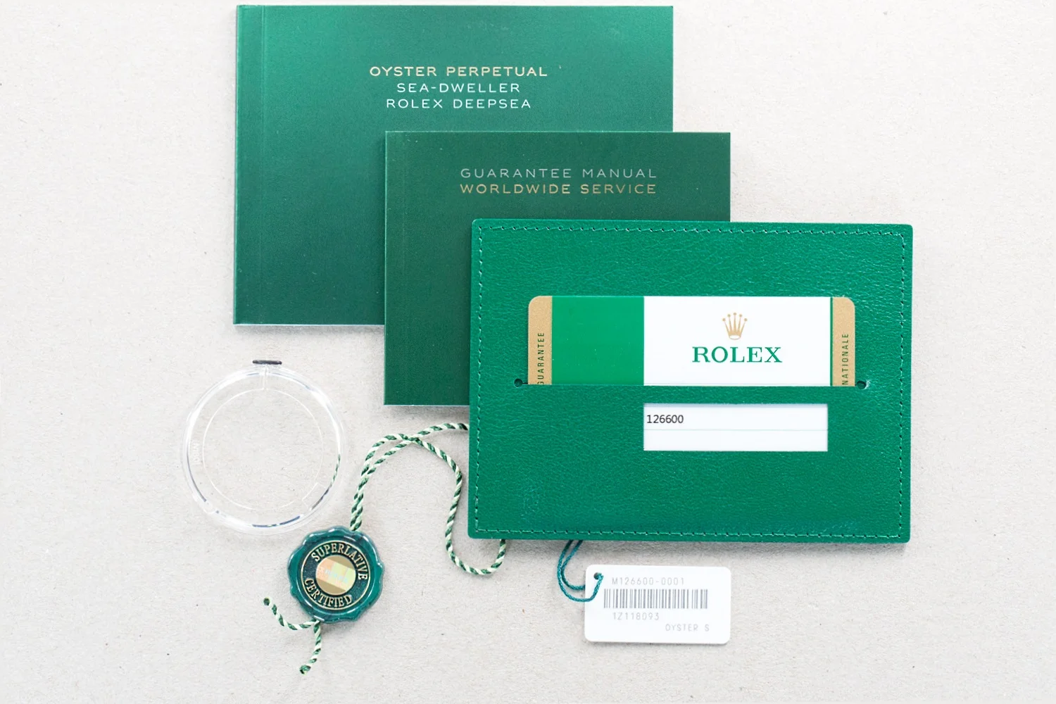 Rolex_126600_Sea-dweller_Red_Box_Papers_2018_14.jpg