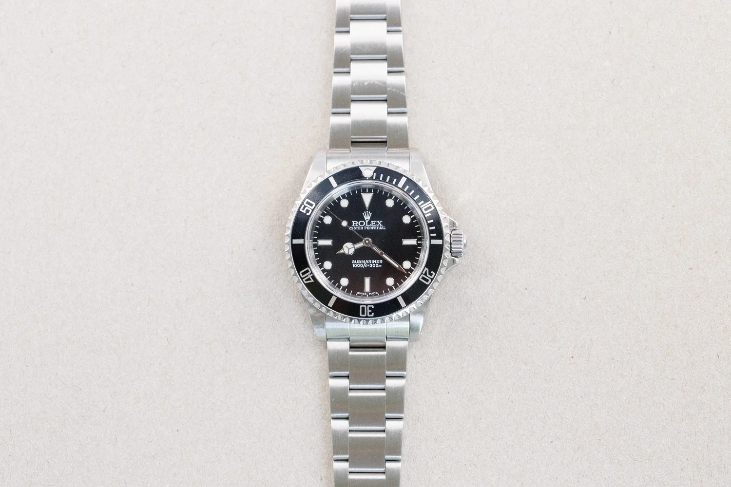 Rolex_Submariner_14060m_Non_Date_2_line_Y_Papers_1.jpg