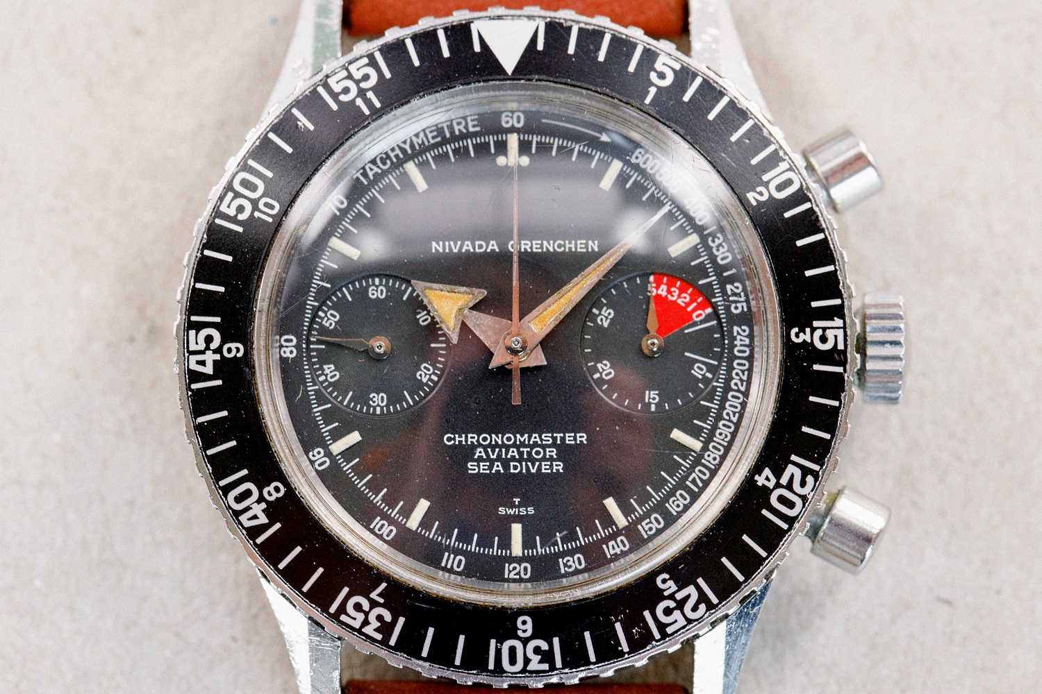 Nivada_Grenchen_Chronomaster_Valjoux_92_CASD_2.jpg