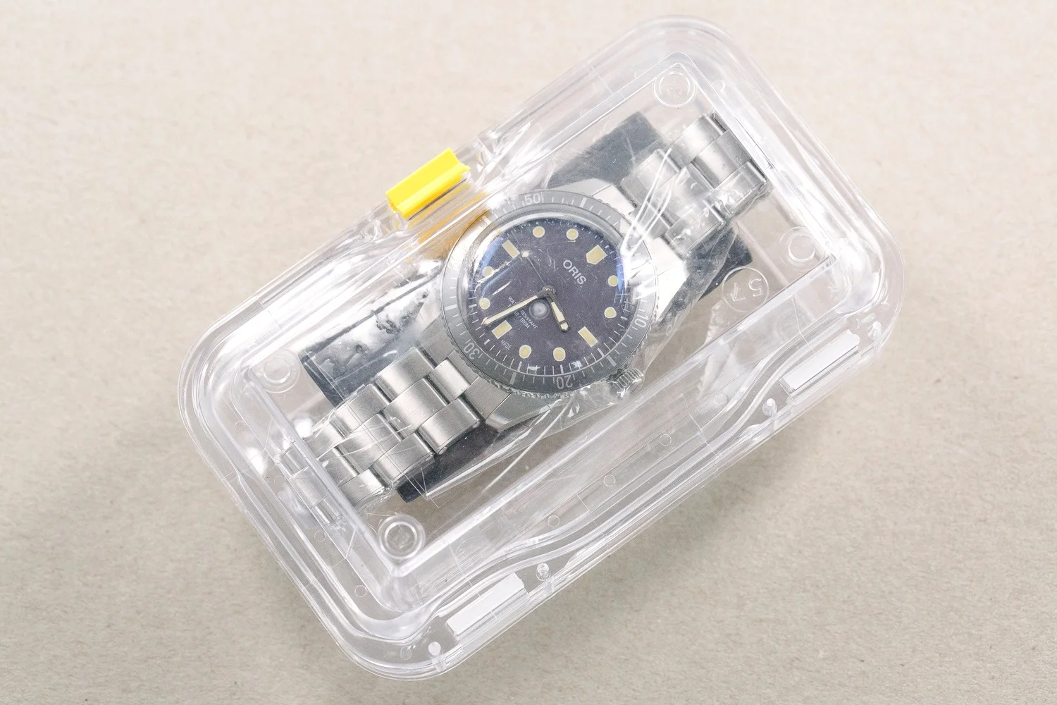 Oris_Diver_65_Hodinkee_Limited_Edition_New_14.jpg