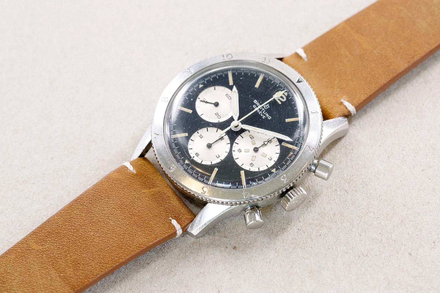 Breitling_AVI_765_Transitional_1964_16.jpg