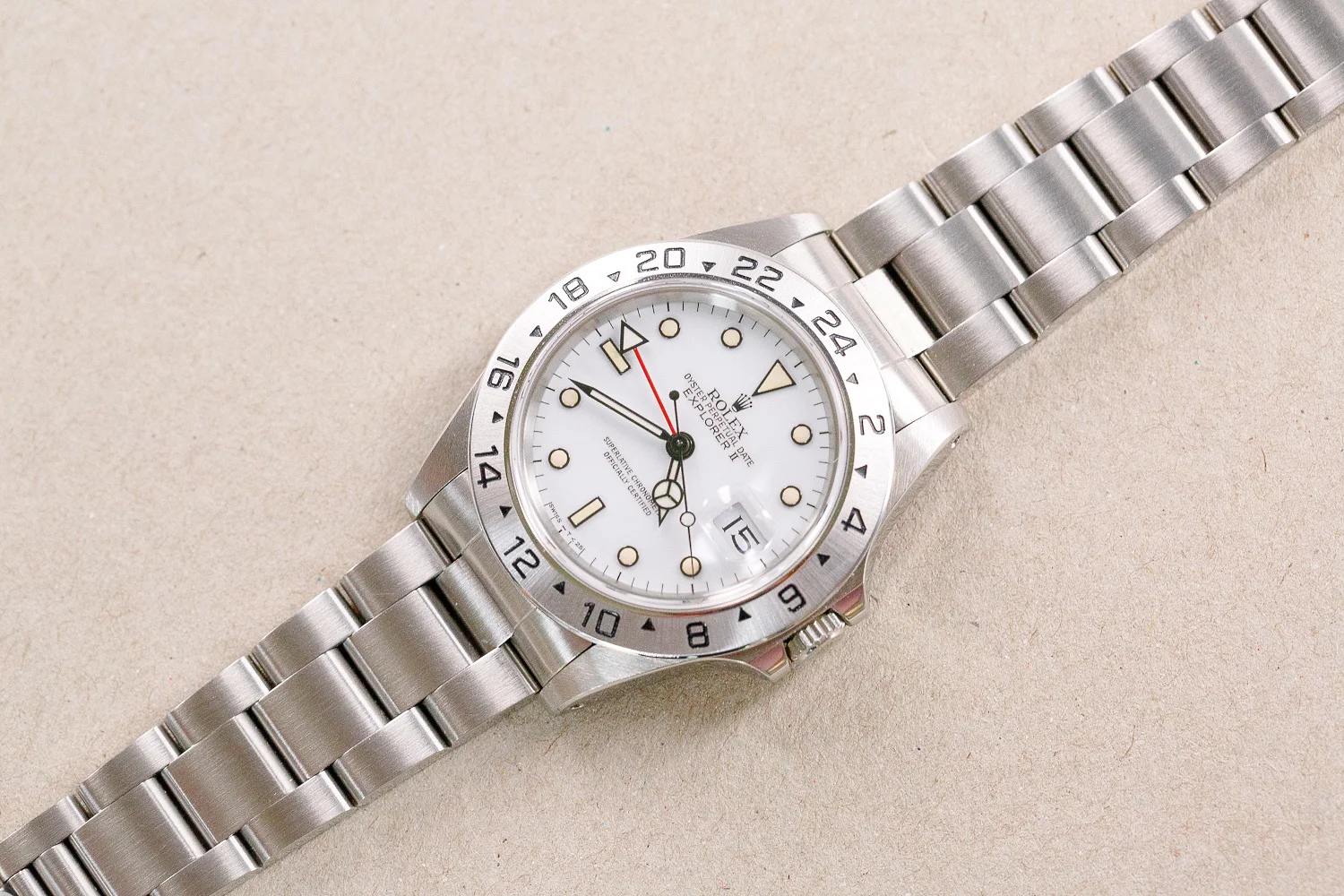 Rolex_Explorer_II_White_16570_Mk1_1989_Full_Set_14.jpg