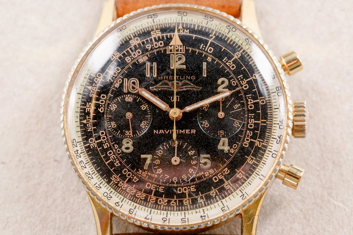 Breitling_UTI_Navitimer_806_Gold_Plated_2.jpg