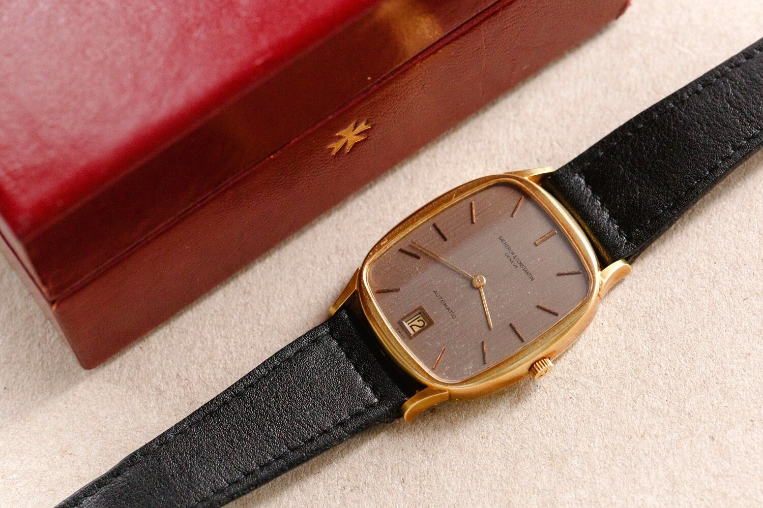 Vacheron_Constantin_18ct_Gold_2065_Automatc_Ellipse_Box_20.jpg