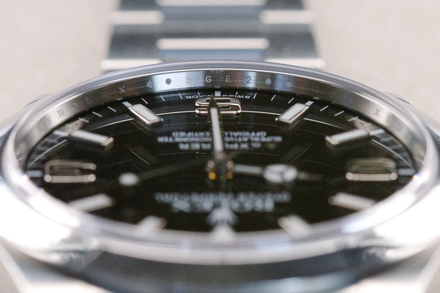 Rolex_Explorer_1_214270_Box _Papers_2015_12.jpg