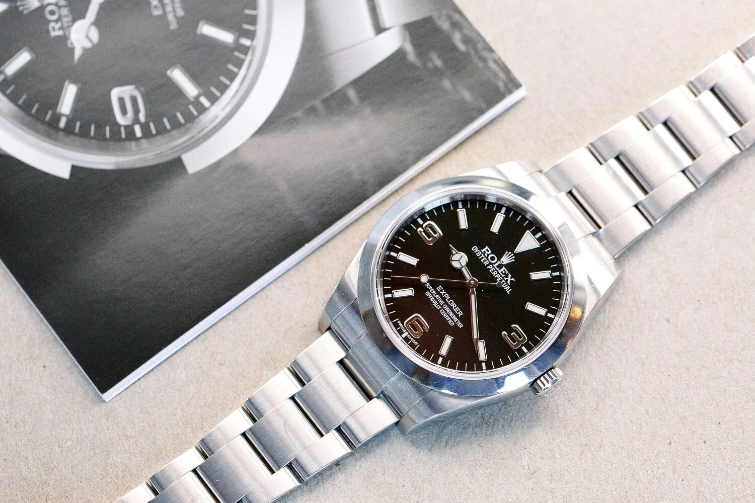 Rolex_Explorer_1_214270_Box _Papers_2015_18.jpg