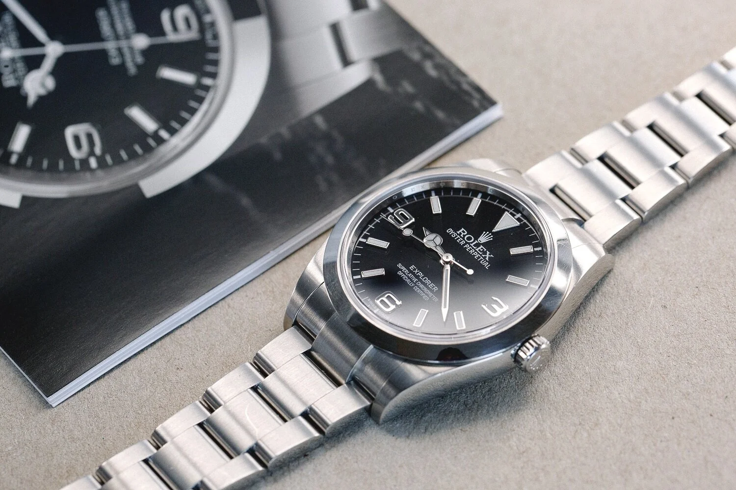 Rolex_Explorer_1_214270_Box _Papers_2015_20.jpg