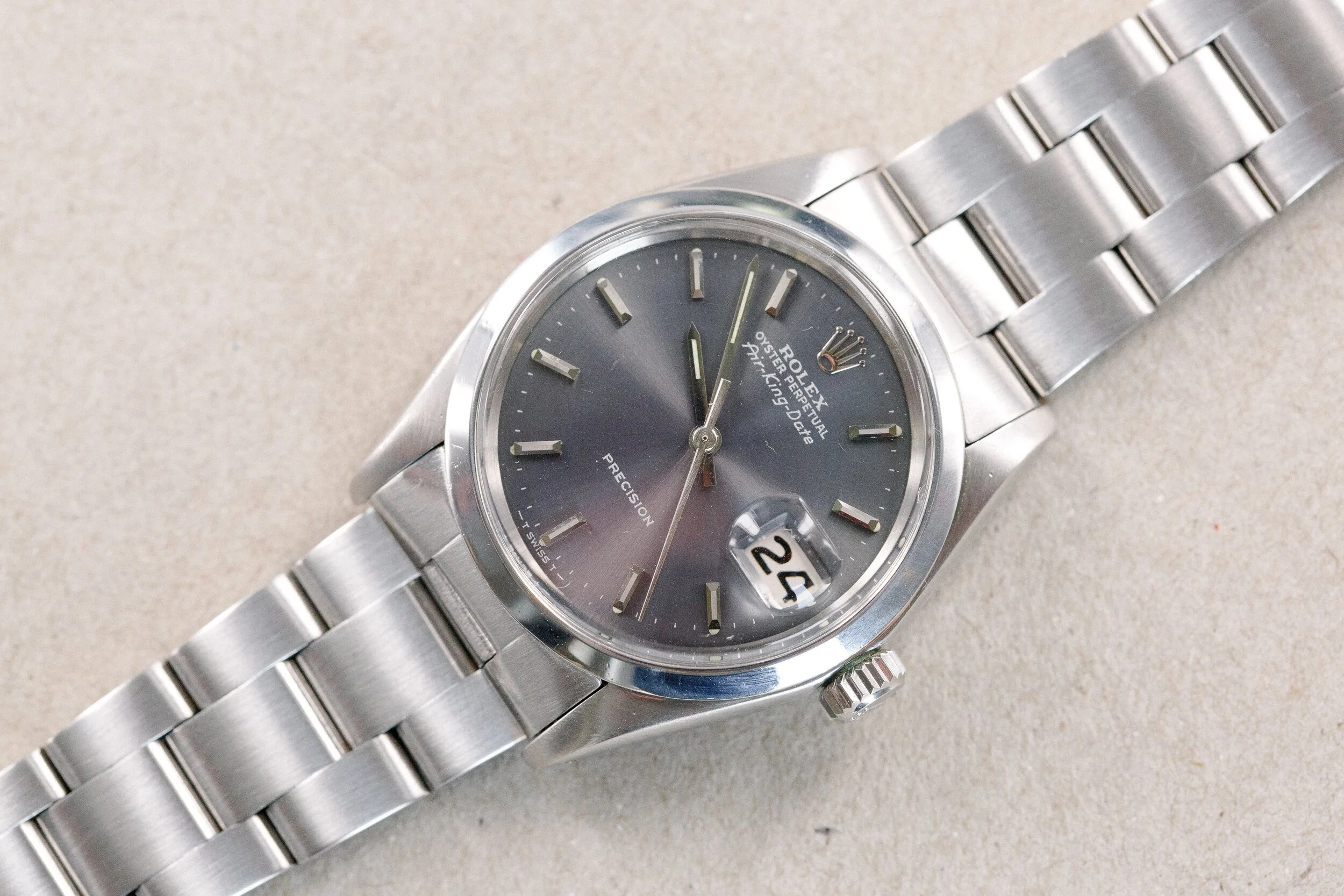 Rolex_AirKing_Date_5700_Grey_Gilt_15.jpg
