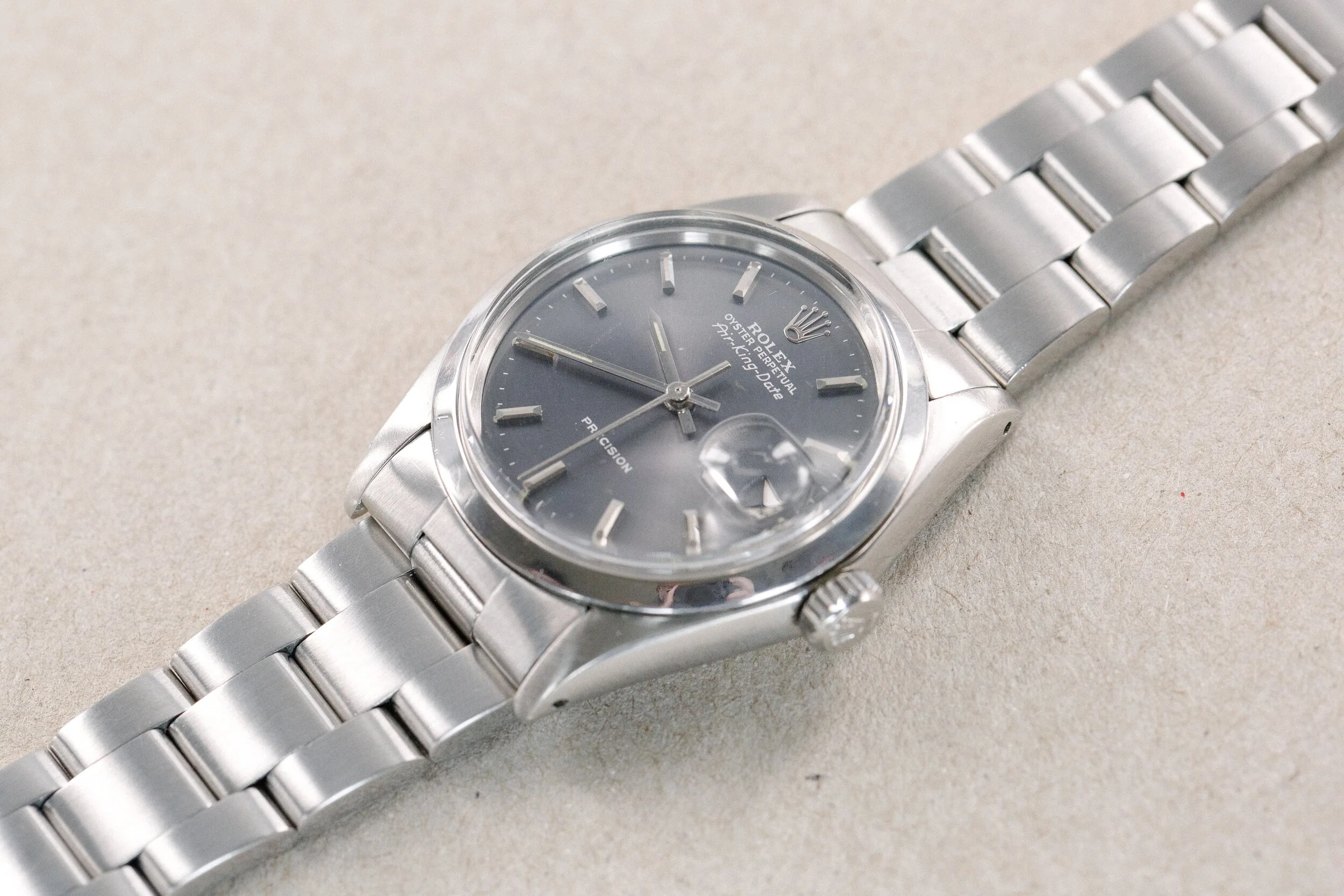 Rolex_AirKing_Date_5700_Grey_Gilt_16.jpg