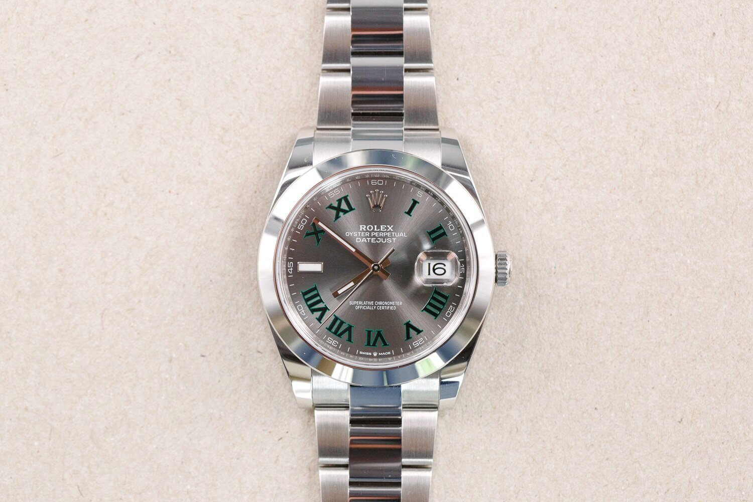 Rolex_Wimbledon_Datejust_41_Full_Set_126300_New_2020_1.jpg
