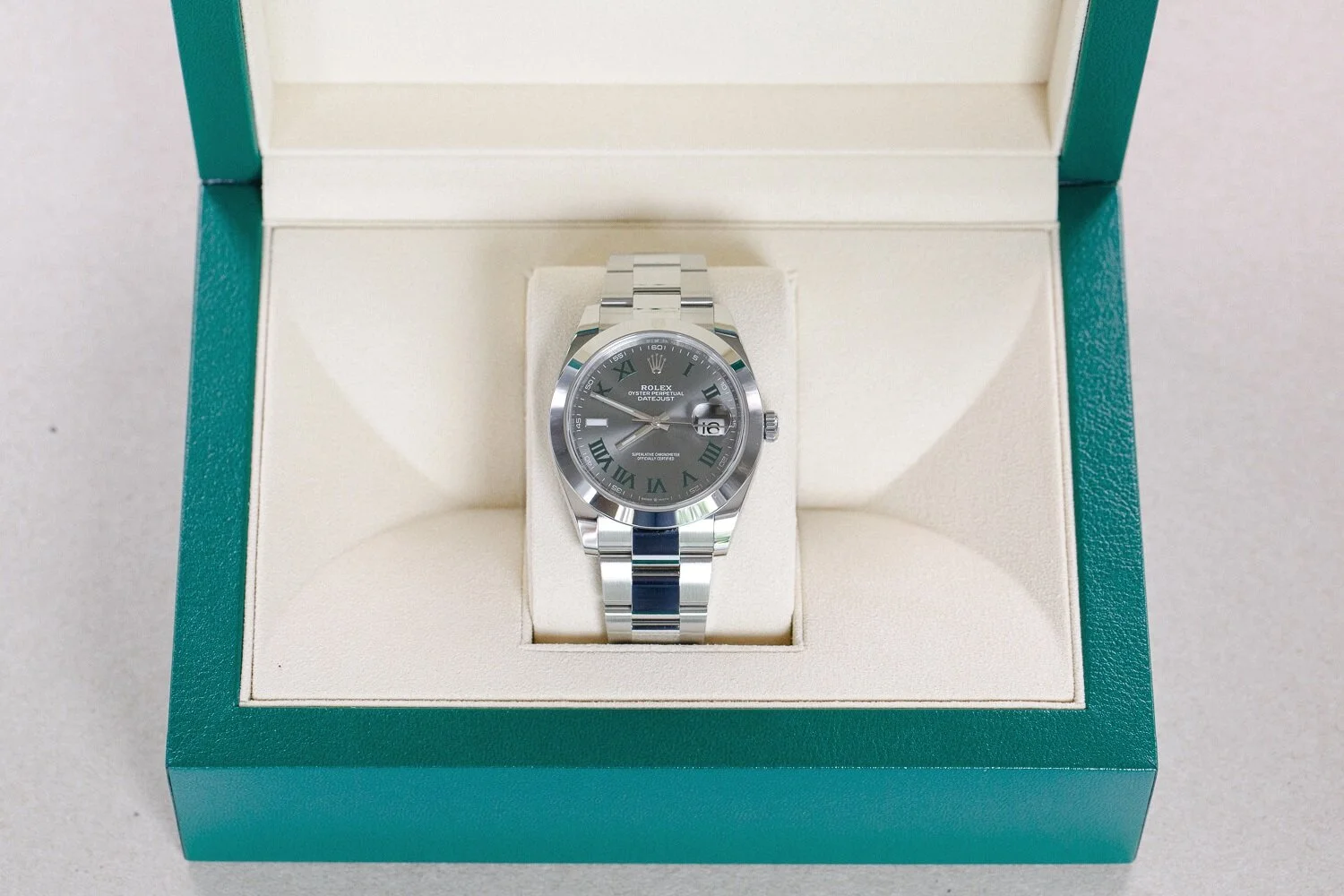 Rolex_Wimbledon_Datejust_41_Full_Set_126300_New_2020_13.jpg