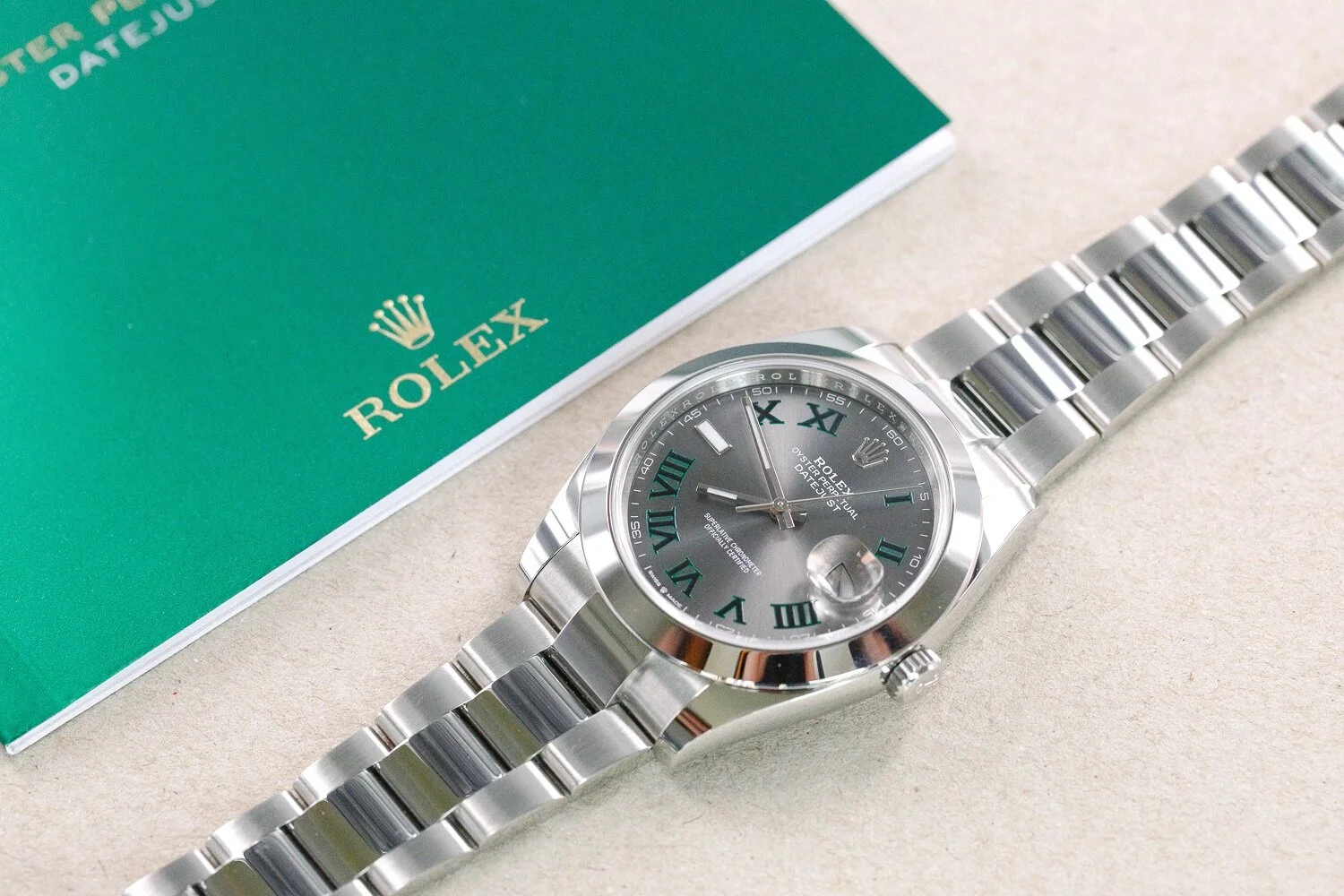 Rolex_Wimbledon_Datejust_41_Full_Set_126300_New_2020_14.jpg