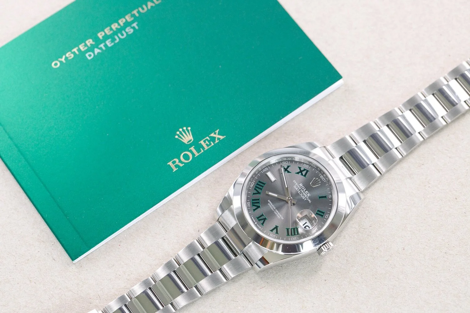 Rolex_Wimbledon_Datejust_41_Full_Set_126300_New_2020_16.jpg