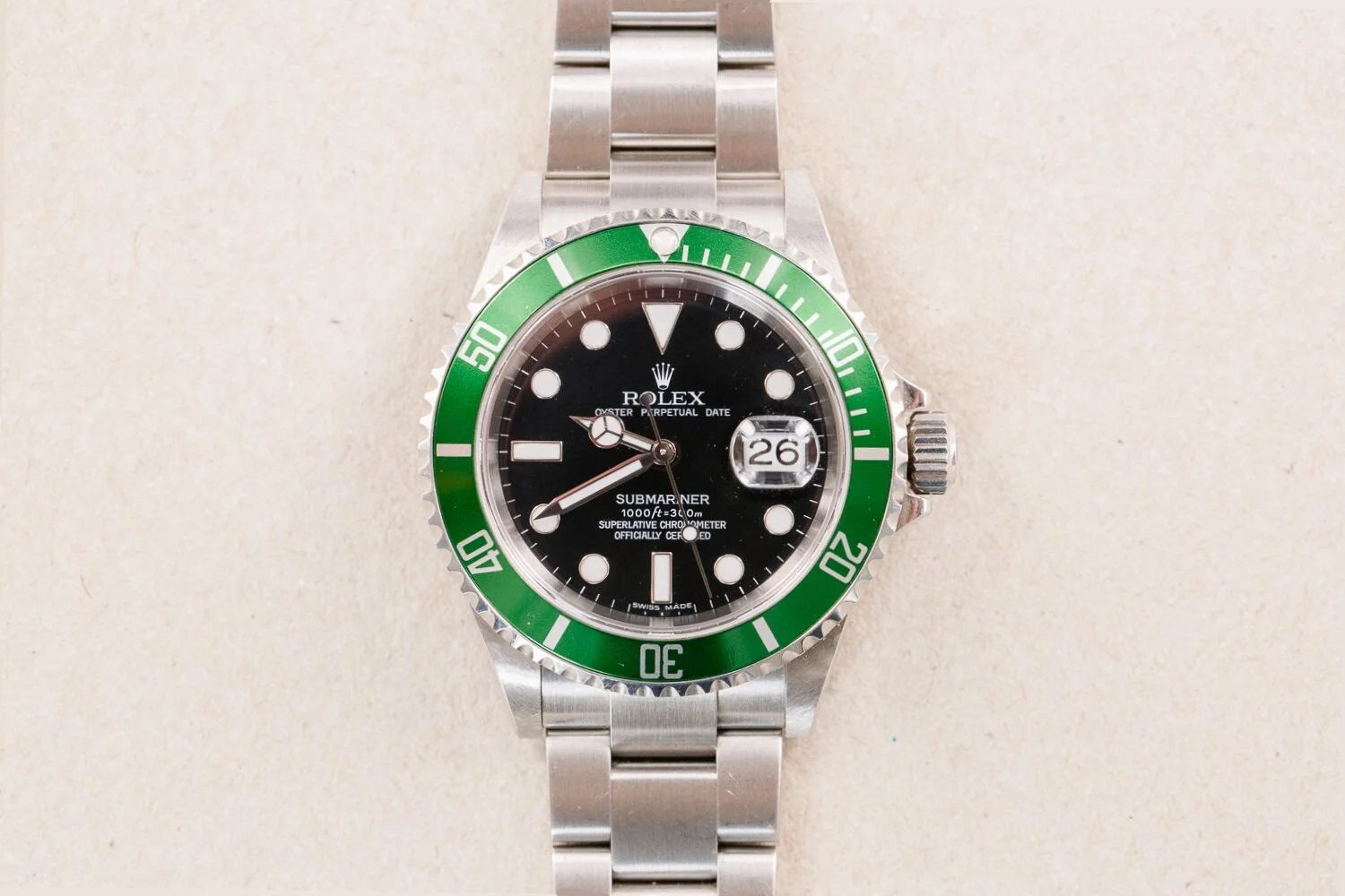 Rolex_Submariner_16610LV_Green_Bezel_Full_Set_2006_D_Serial_1.jpg
