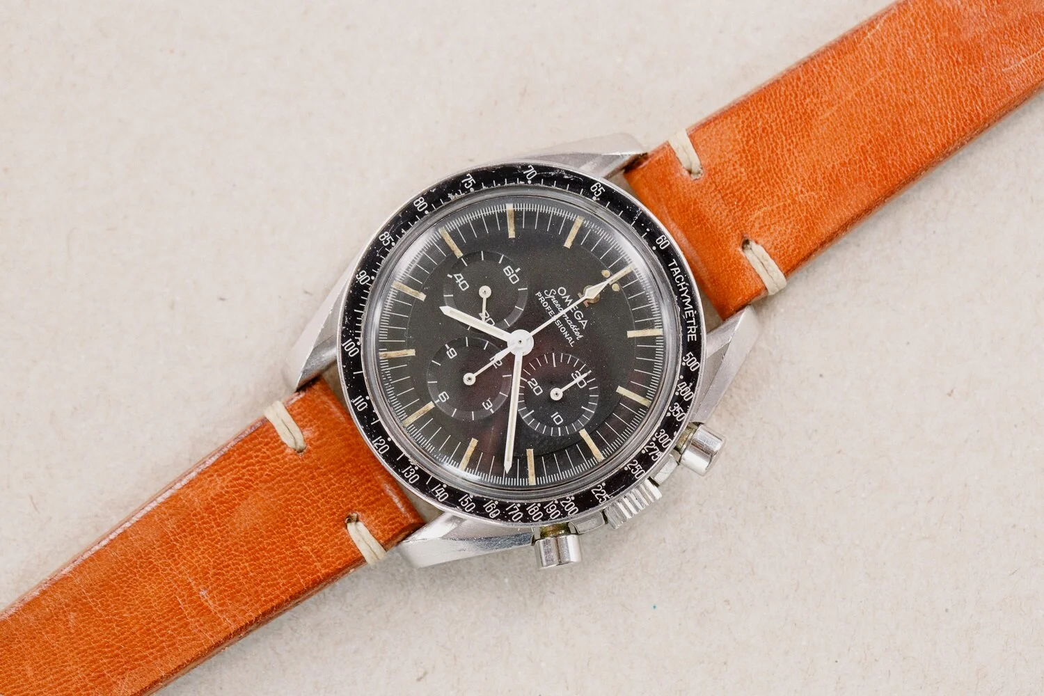Omega_Speedmaster_105012_66_CB_Case_DON_Bezel_14.jpg