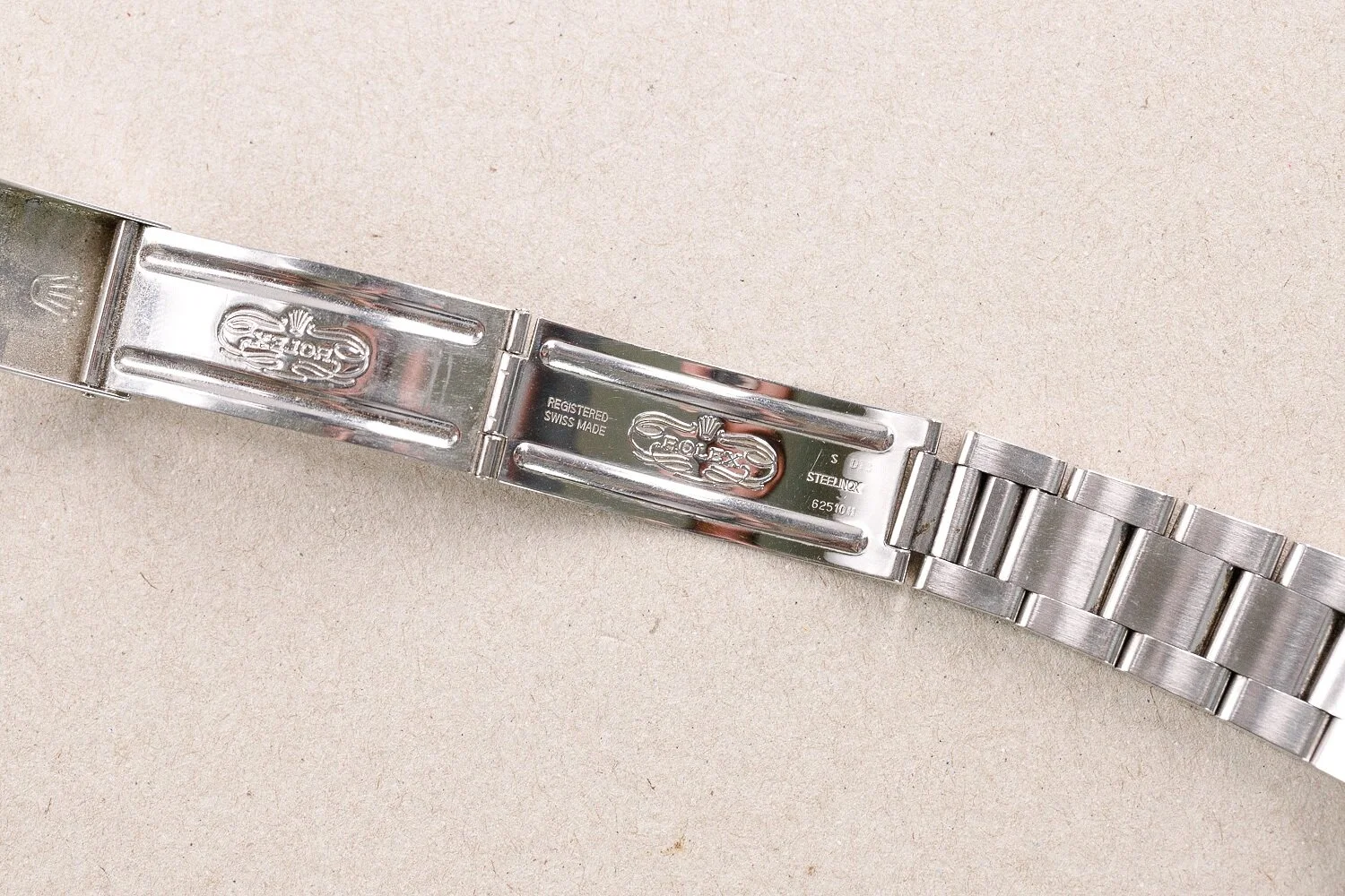 Rolex_Milgauss_1019_Silver_Box_Papers_1981_8.jpg