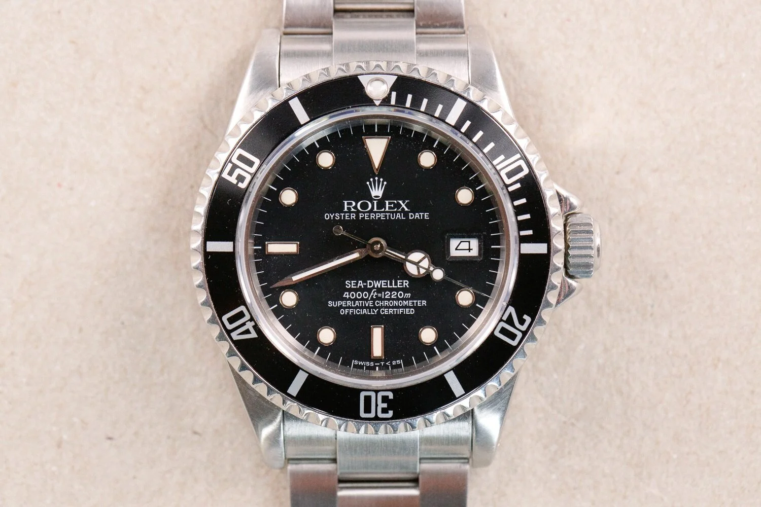 Rolex_SeaDweller_16660_Tritium_Mk4_1982_2.jpg