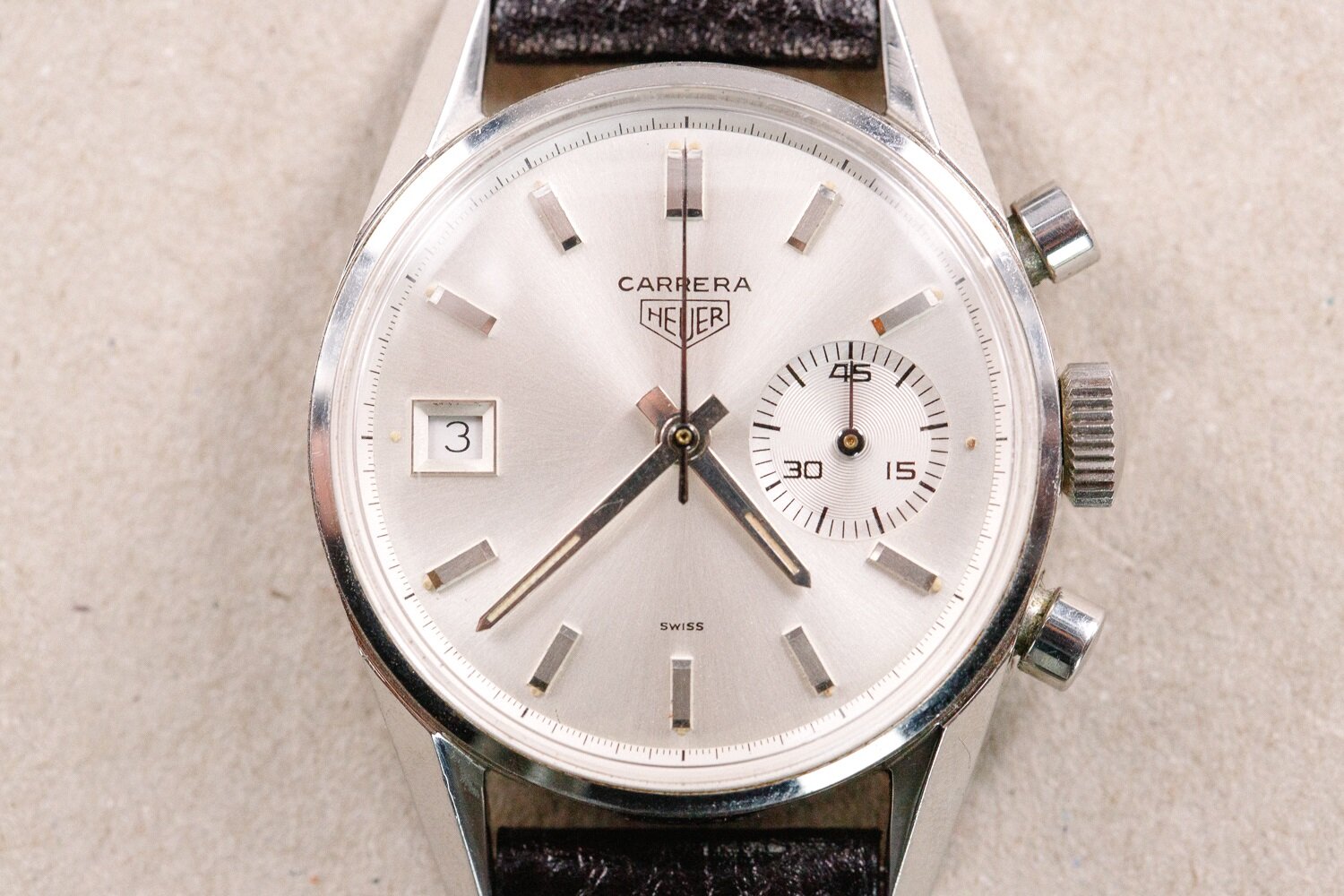 Heuer_3147s_Carrera_Dato_45_Silver_2.jpg