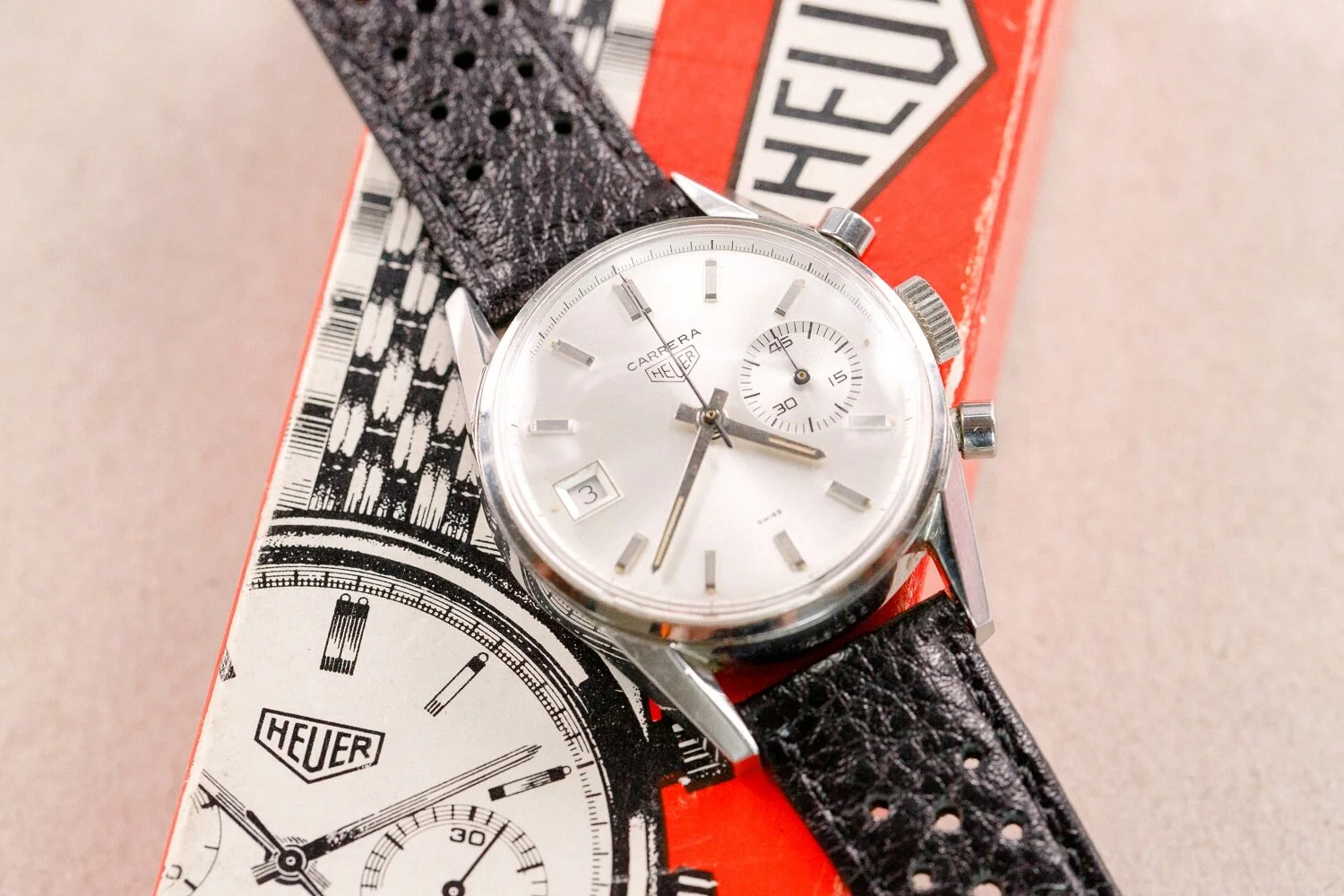 Heuer_3147s_Carrera_Dato_45_Silver_19.jpg