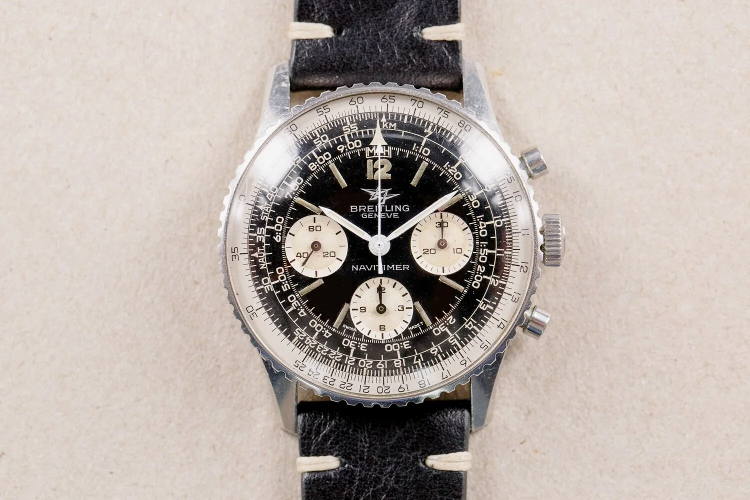 Breitling_806_Navitimer_Small_Eye_1966_Black_2.jpg