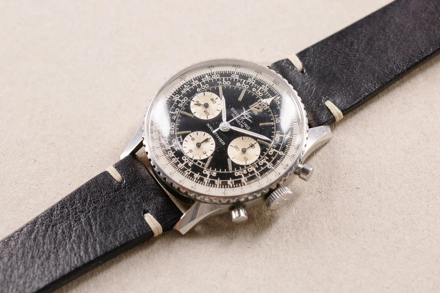 Breitling_806_Navitimer_Small_Eye_1966_Black_17.jpg