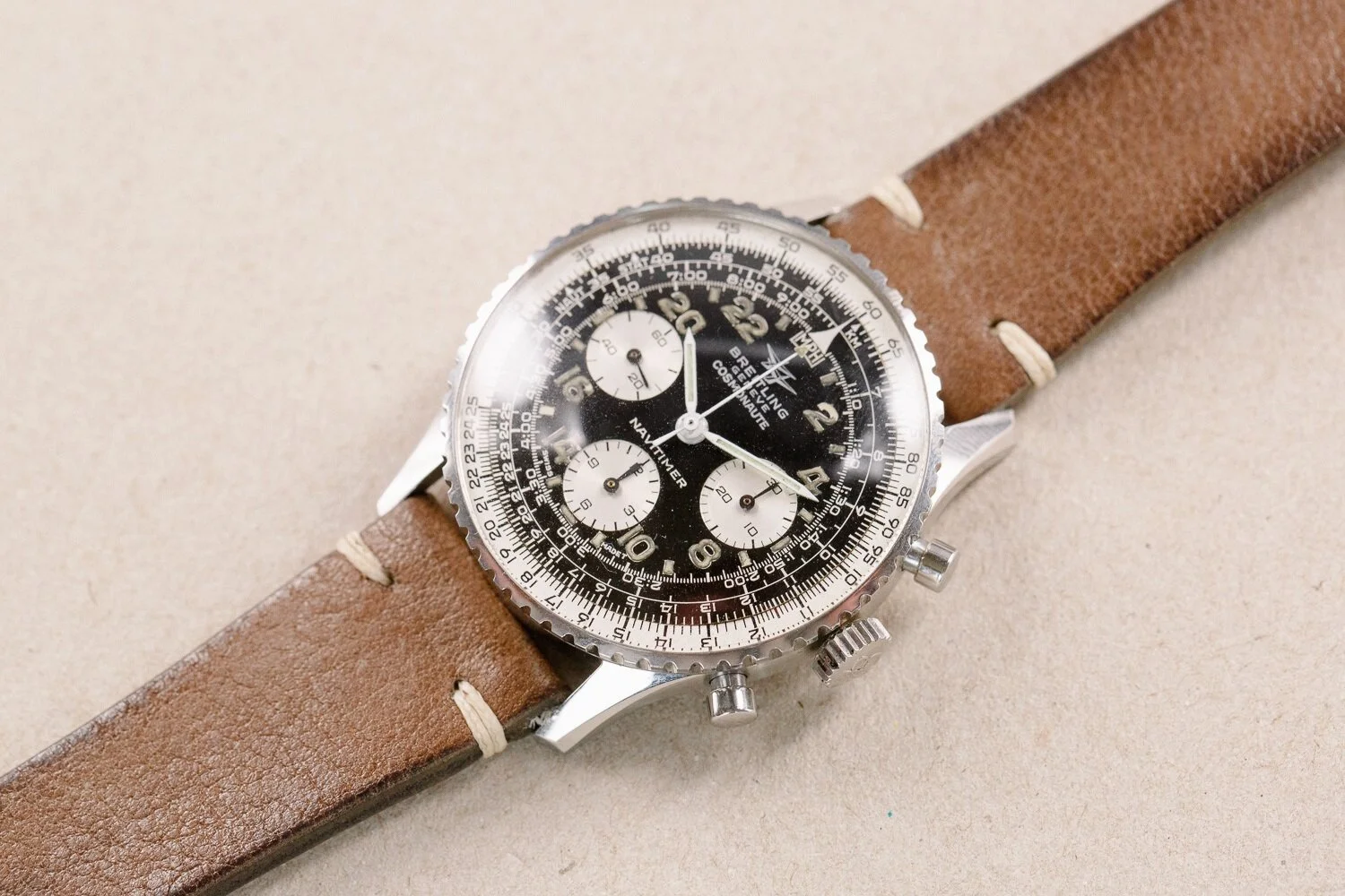 Breitling_809_Cosmonaute_Navitimer_1965_Tabac_15.jpg