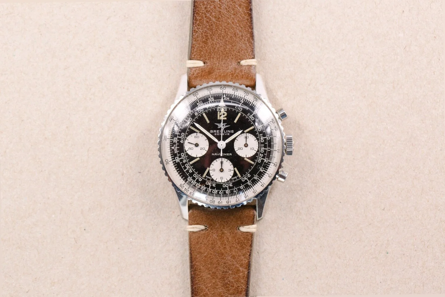 Breitling_806_Navitimer_Small_Eye_1966_Tabac_1.jpg