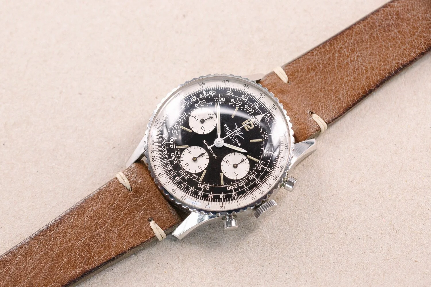 Breitling_806_Navitimer_Small_Eye_1966_Tabac_16.jpg