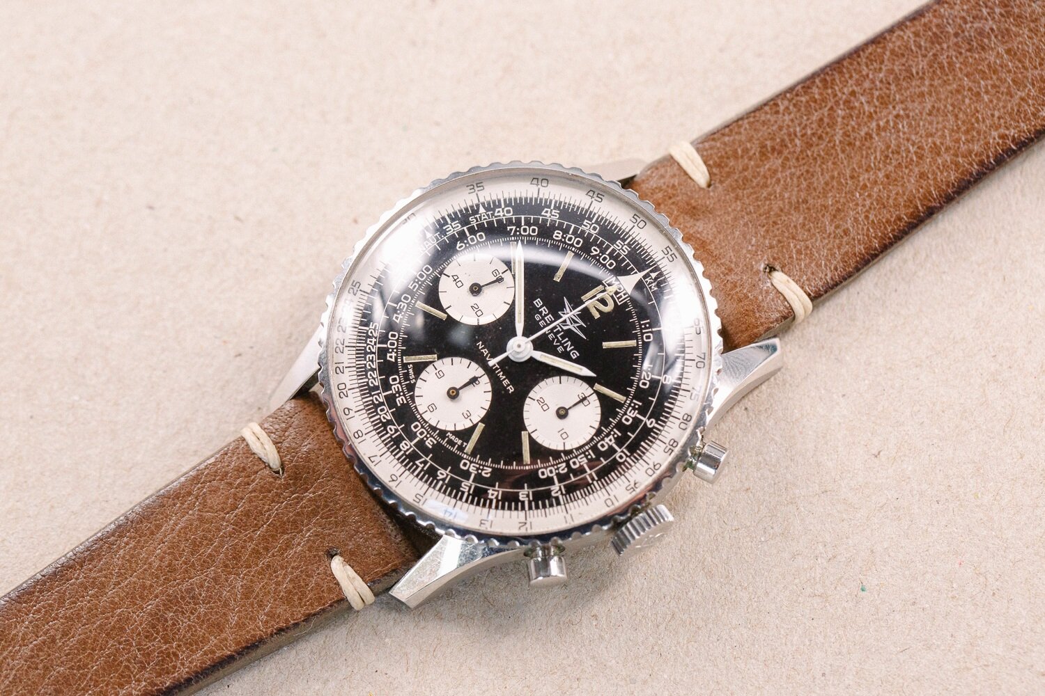 Breitling_806_Navitimer_Small_Eye_1966_Tabac_14.jpg
