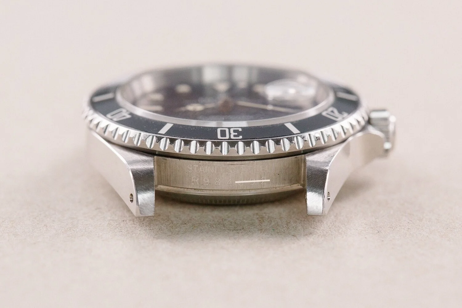 Rolex_16610_Submariner_Date_First_Production_1988_R_Serial_Tritium_11.jpg