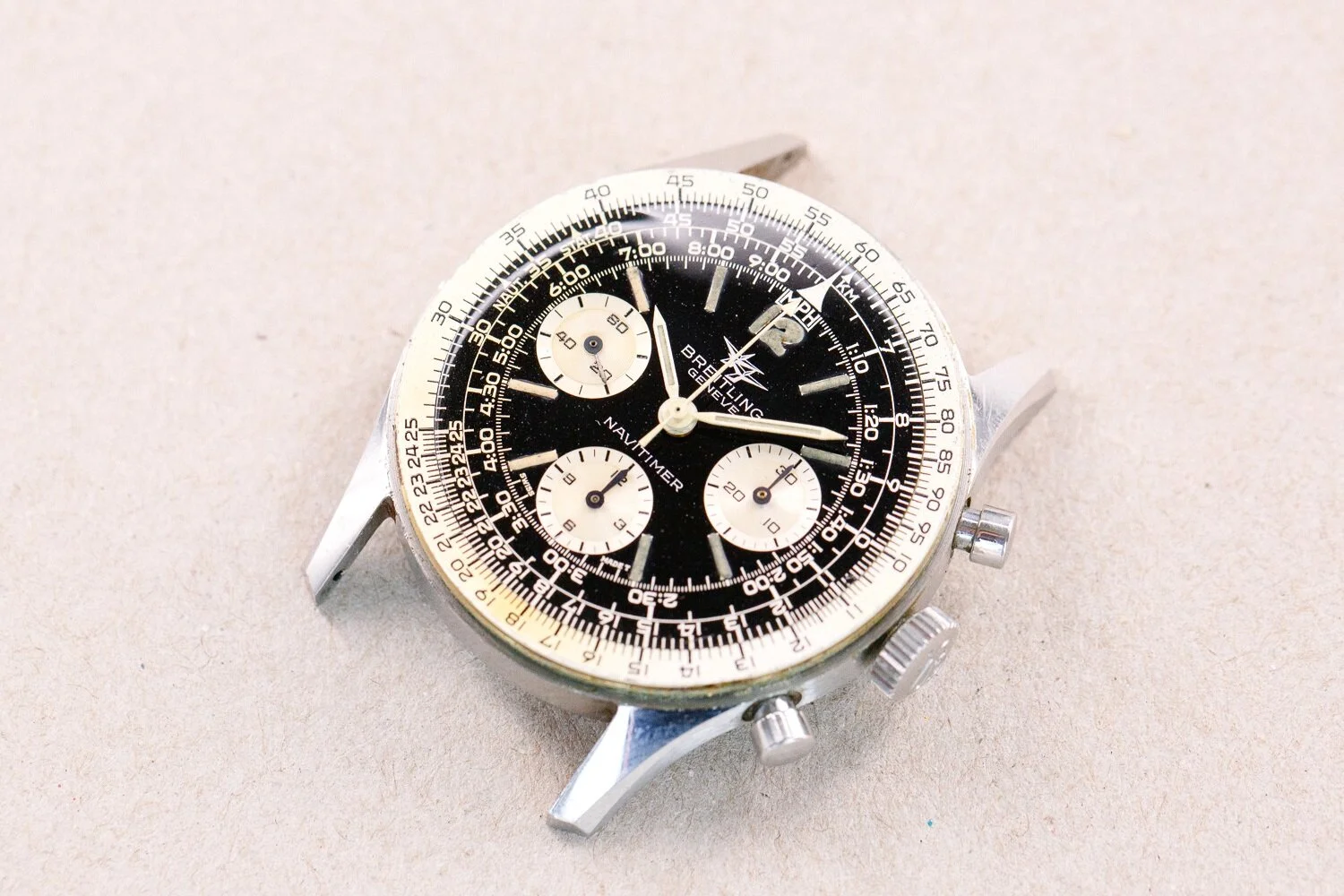 Breitling_806_Navitimer_Gilt_Gloss_1966_Cream_Khaki_Patina_16.jpg