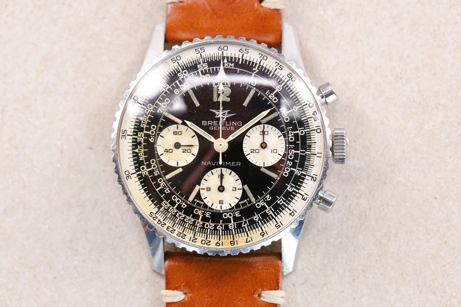 Breitling_806_Navitimer_Gilt_Gloss_1966_Cream_Khaki_Patina_2.jpg