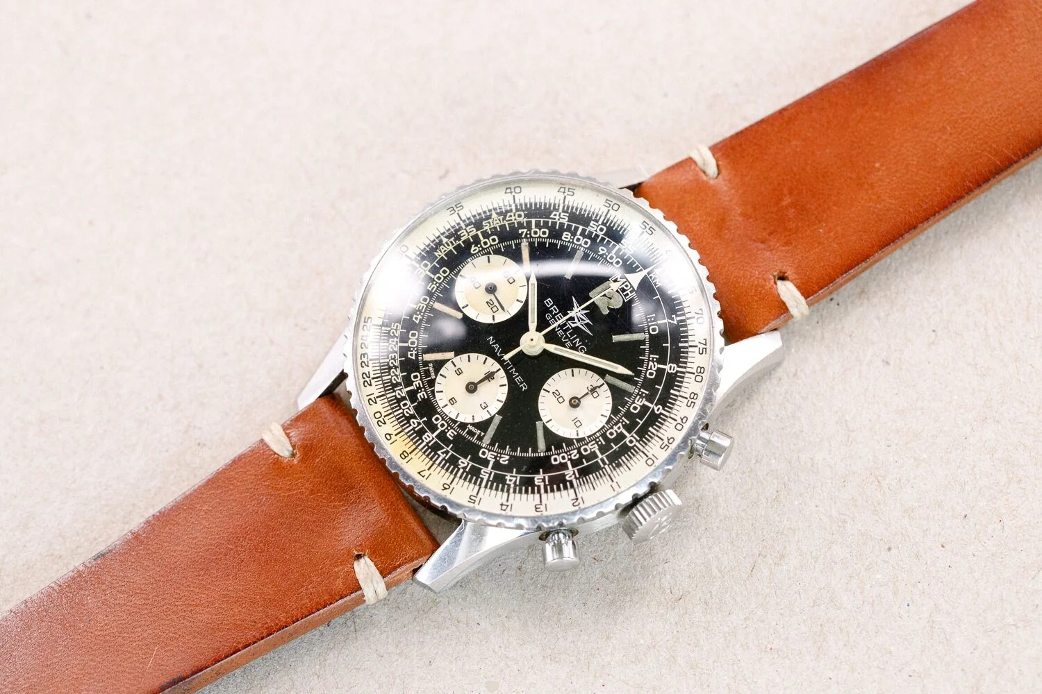 Breitling_806_Navitimer_Gilt_Gloss_1966_Cream_Khaki_Patina_14.jpg