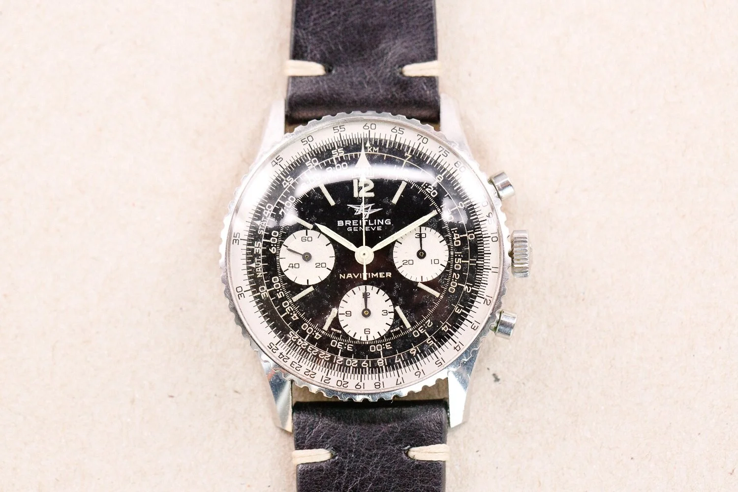 Breitling_806_Navitimer_Small_Eye_1966_Box_Papers_Patina_2.jpg