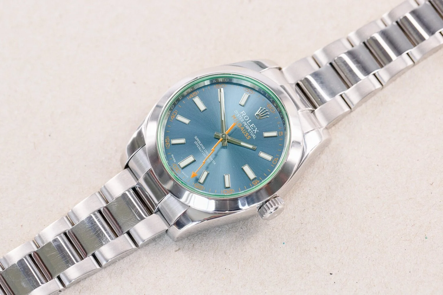 Rolex_Milgauss_116400GV_Blue_Box_Papers_2015_15.jpg
