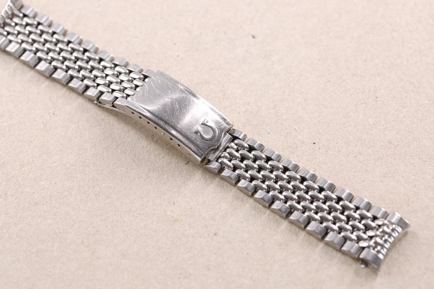 Omega_Seamaster_2846 Automatic_501_Beads_of_Rice_1958_17.jpg