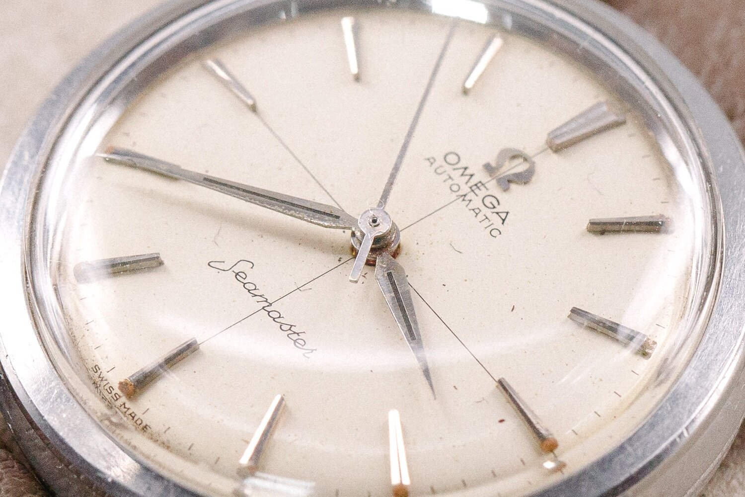 Omega_Seamaster_2846 Automatic_501_Beads_of_Rice_1958_13.jpg