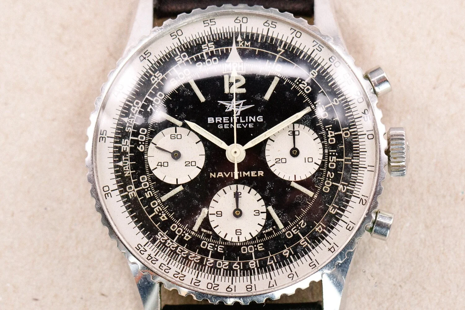Breitling_806_Navitimer_Small_Eye_1966_Box_Papers_Patina_3.jpg