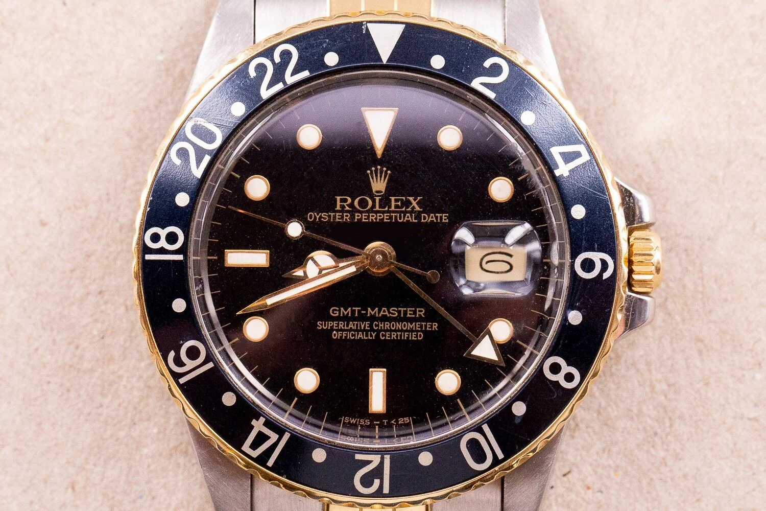Rolex_GMTMaster_16573_Steel_18ct_Gold_Black_Jubilee_1987_2.jpg