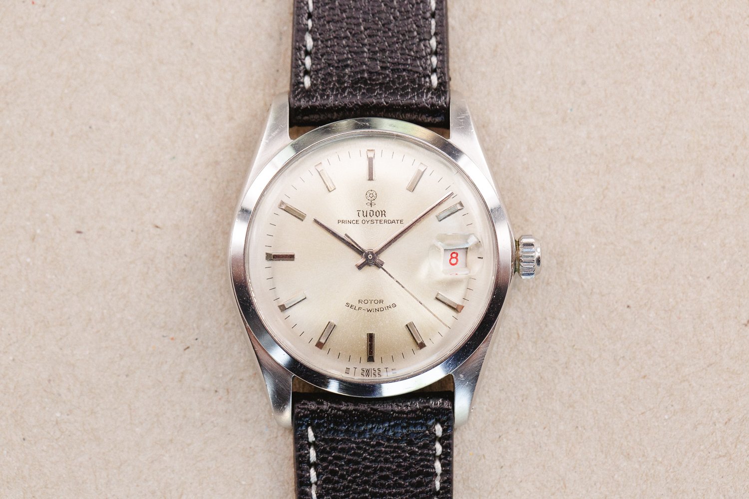 TUDOR_7966_Prince_Oysterdate_Roulette_Date_1966_Black_2.jpg