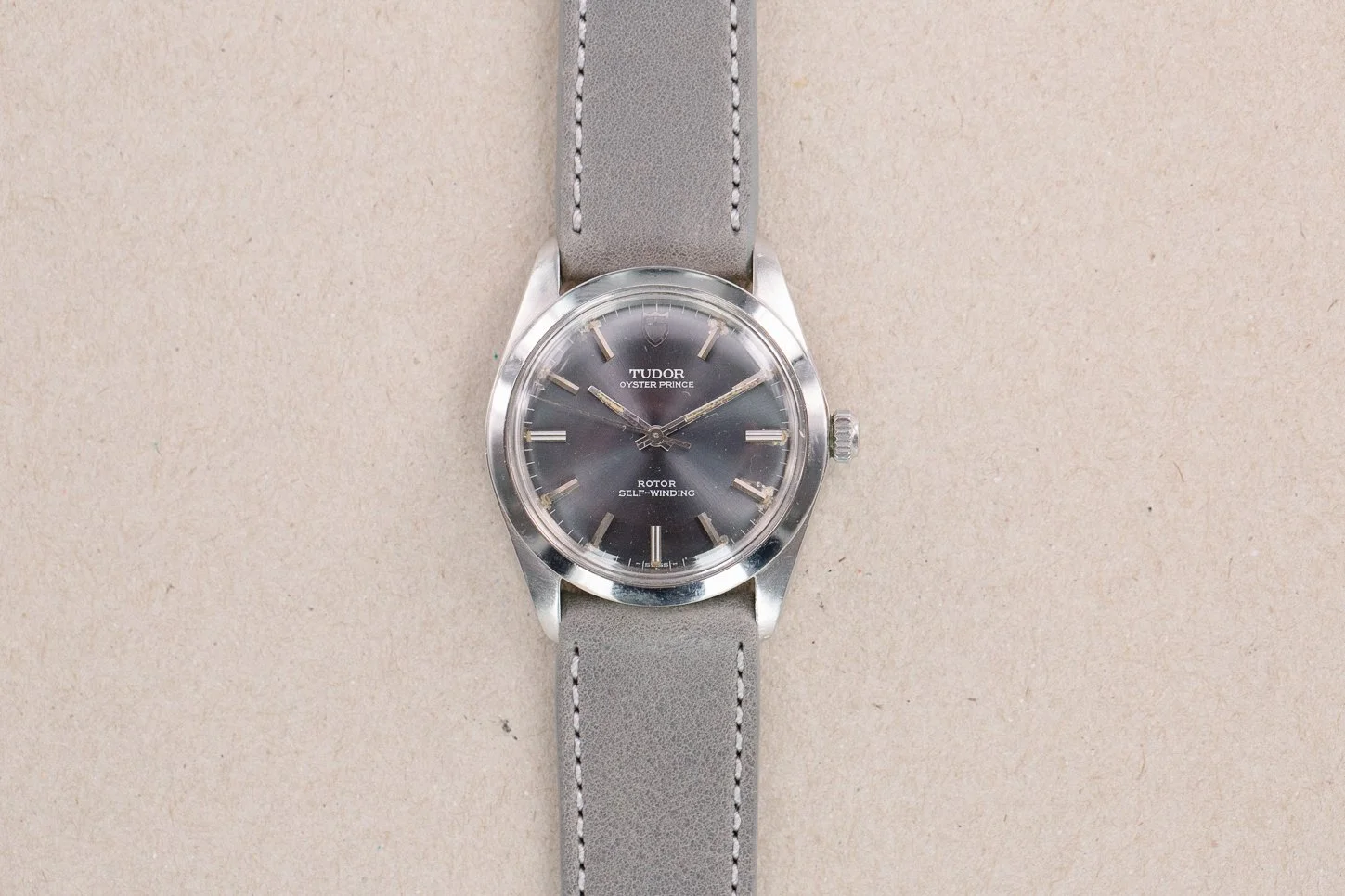 Tudor_7995_Oyster_Prince_Grey_Dial_1968_1-2.jpg