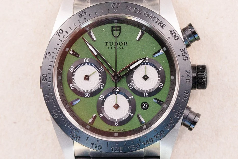 TUDOR_Fastrider_Chronograph_42010N_Green__Full_Set_2.jpg