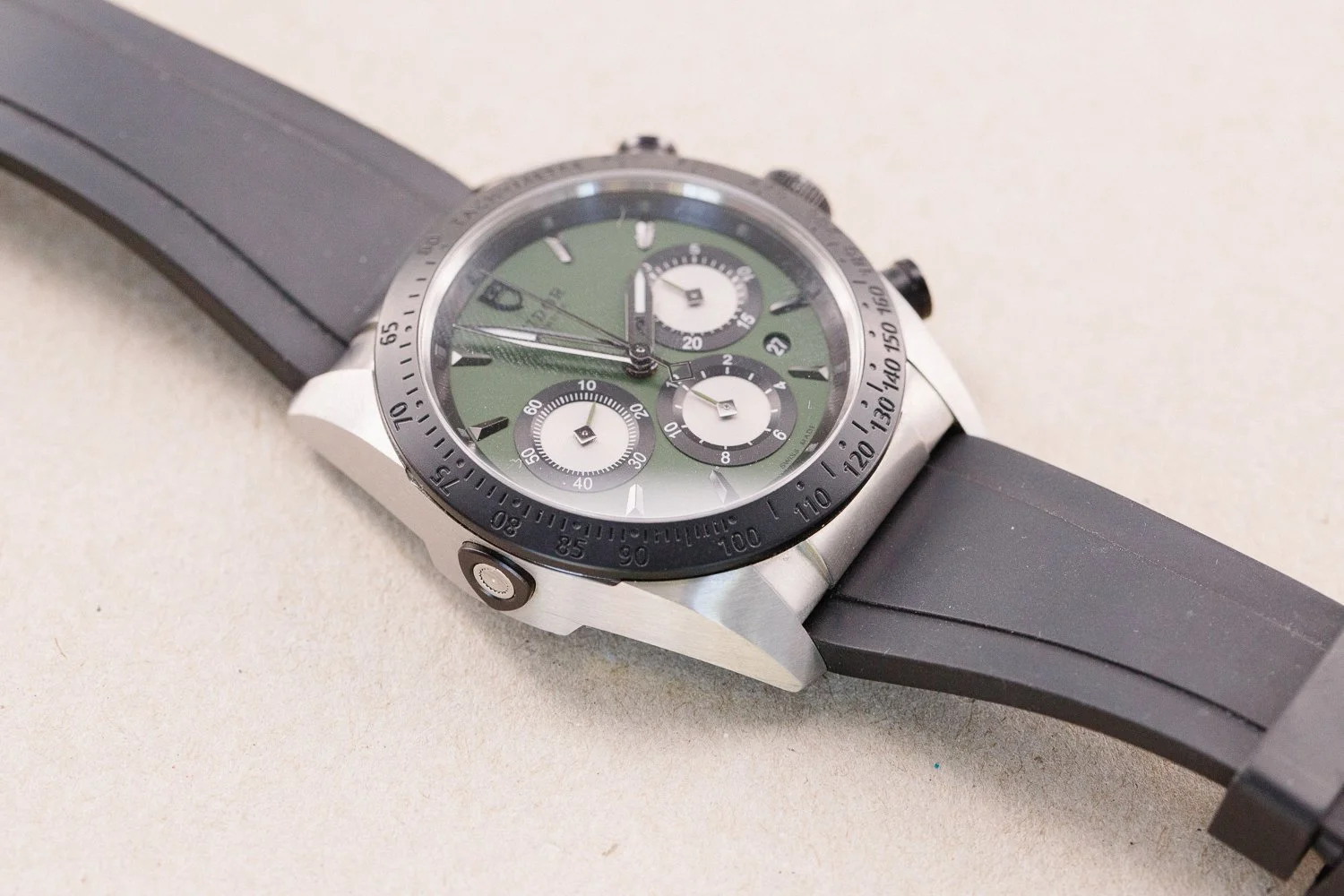TUDOR_Fastrider_Chronograph_42010N_Green__Full_Set_4.jpg