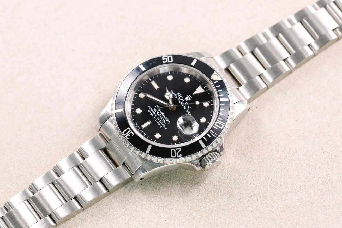 Rolex_16610_Submariner_Date_1989_L_Serial_12.jpg